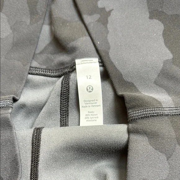 Lululemon | Black Camouflage Align Leggings Size 12. - Picture 2 of 4
